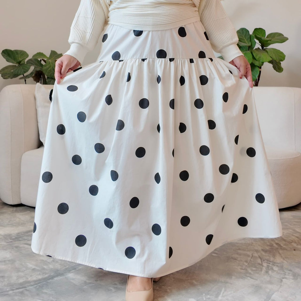 November's Spring Blooms Skirt in Big Polka Cream